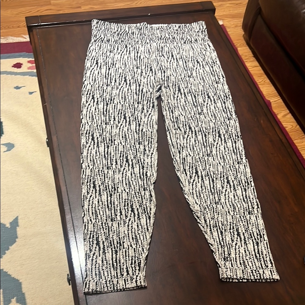 Athleta leggings🖤